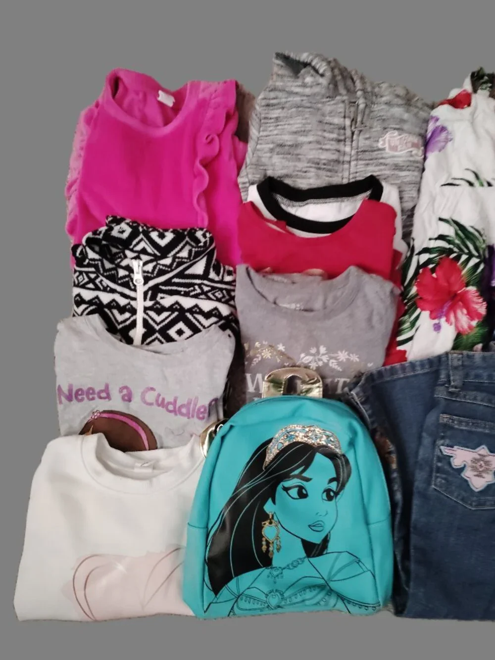 HUGE LOT OF CLOTHES TOPS LEGGINGS JEANS OUTFITS UNDER ARMOUR GAP~GIRLS SIZE XS 4